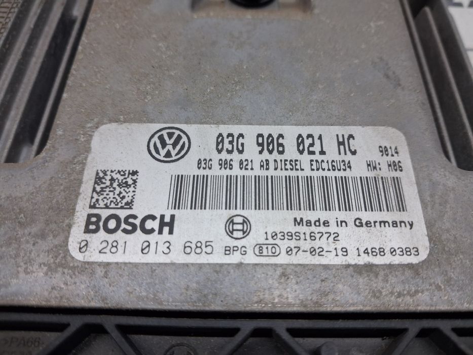 Calculator motor 1.9 tdi BLS vw Golf 5 Plus 2008