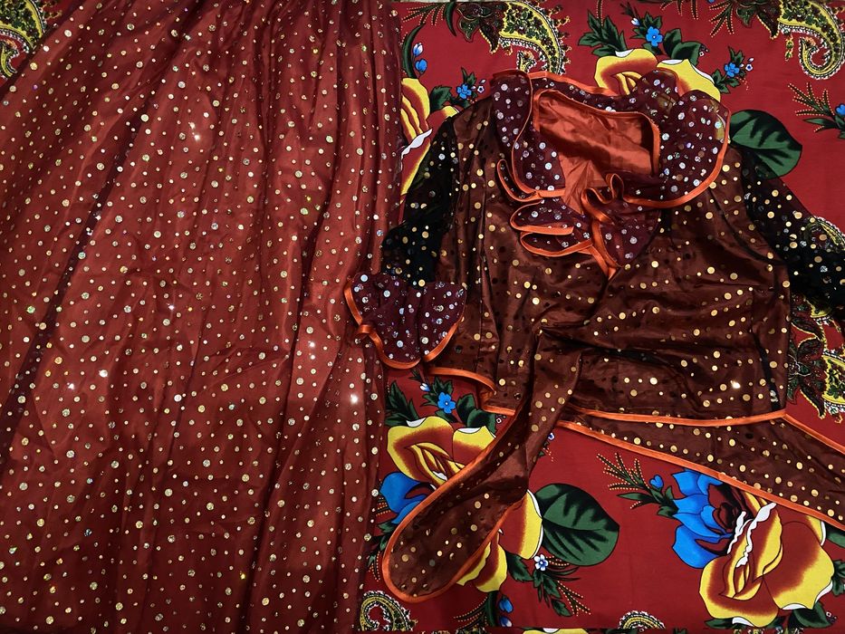 Костюмы танцевальные