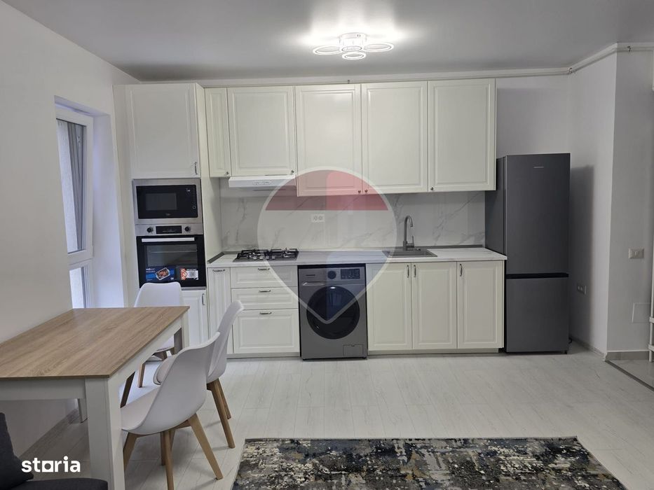 DE INCHIRIAT Apartament cu 2 camere în zona Aparatorii Patriei