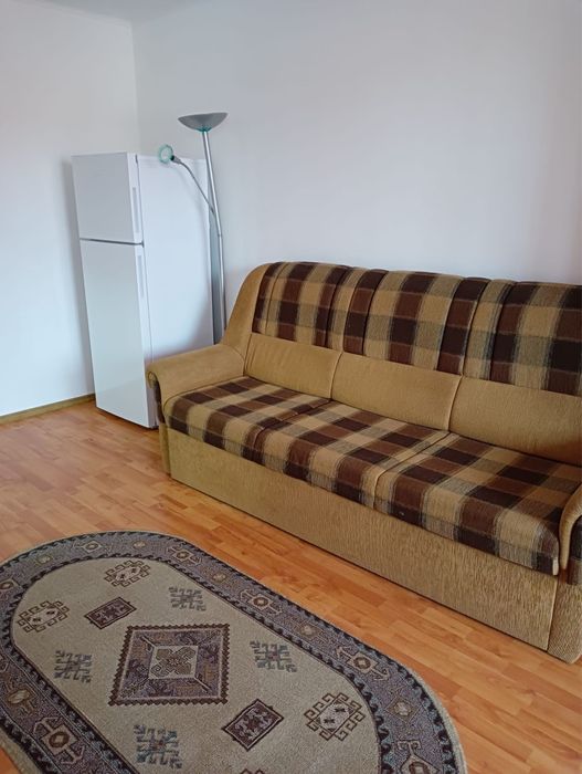 Închiriez garsonieră zona Craiter