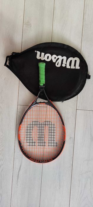 Ракетка тенисная