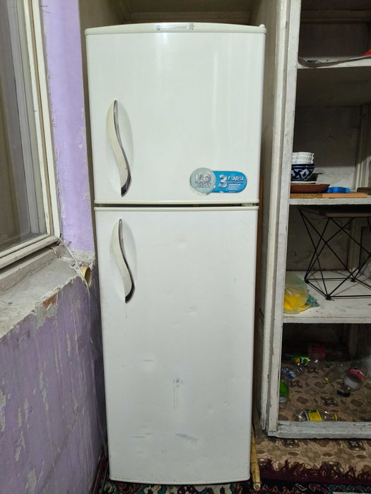 Продам холодильник LG
