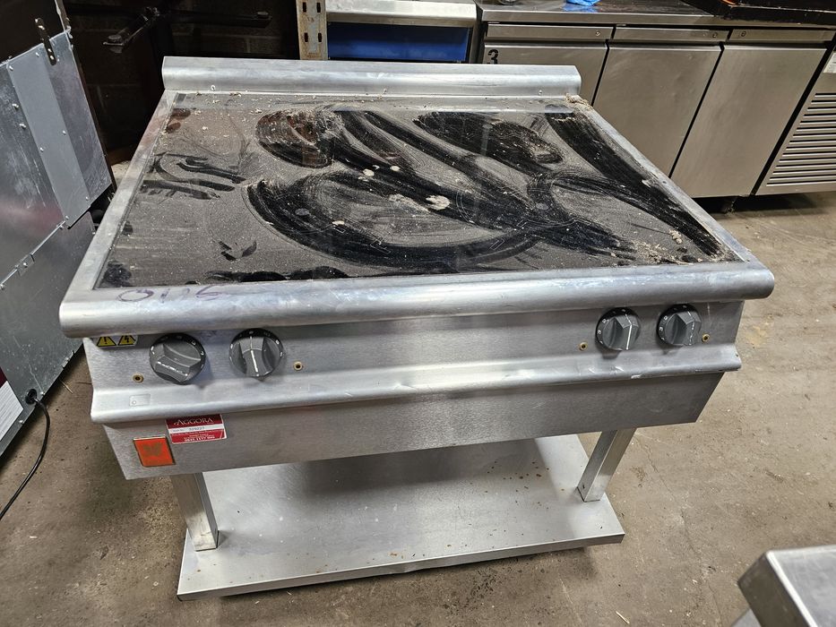 Хладилни бази за уреди 2800лв с 8чекмеджета