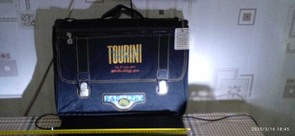 чанта за документи или лаптоп