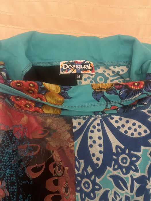 Fusta lejera Desigual M