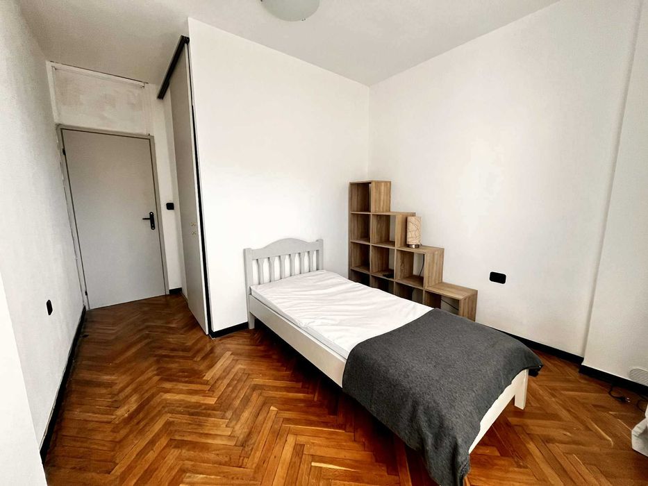 Дава се под наем Четиристаен апартамент в София, Разсадника - 105 кв.м за 847.62 € - Снимка #10