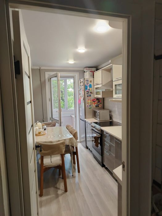 Продам 3-х комнатную квартиру