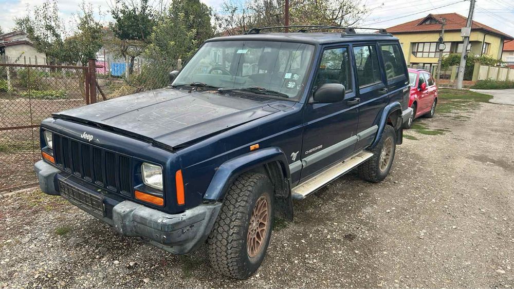 Jeep Cherokee xj 2.5 НА ЧАСТИ
