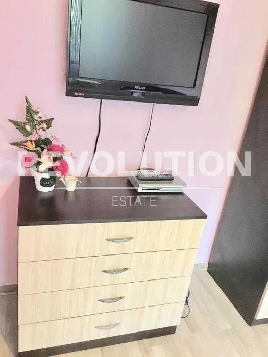 Дава се под наем Тристаен апартамент в Варна, Червен площад - 80 кв.м за 600 € - Снимка #5