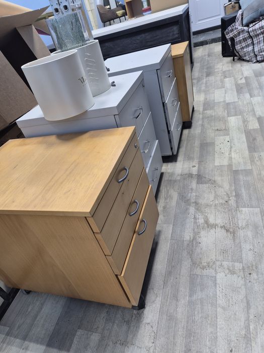 Шкаф.Стол.Тумбочка