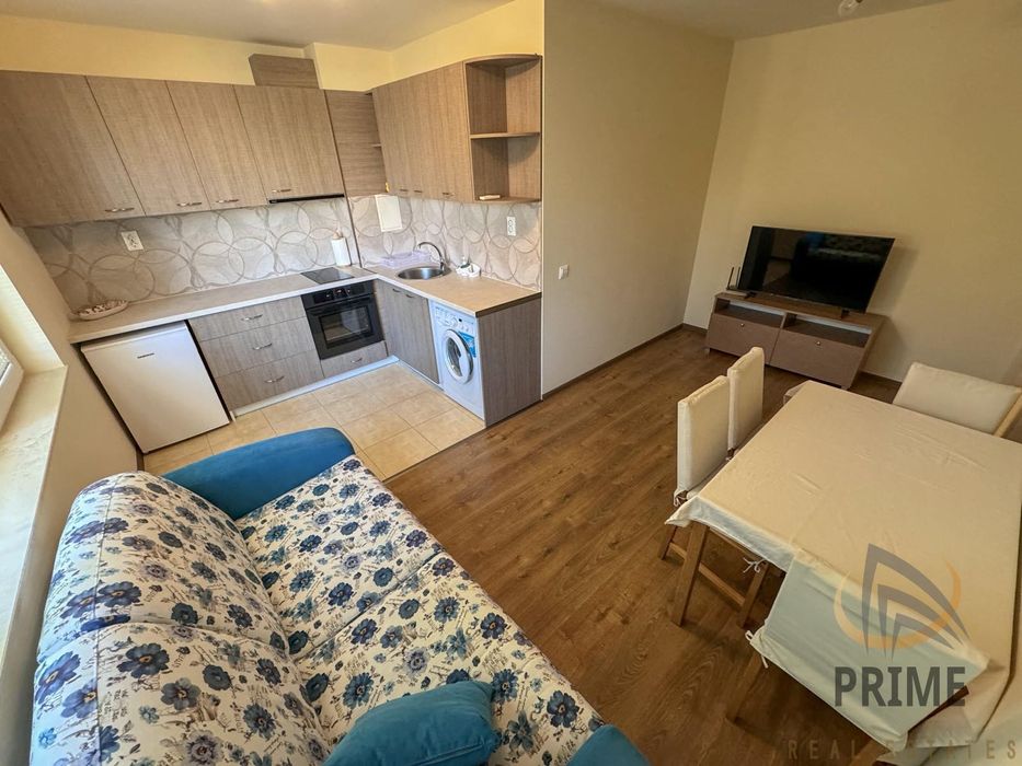 Дава се под наем Двустаен апартамент в Бургас, Лазур - 56 кв.м за 510 € - Снимка #2