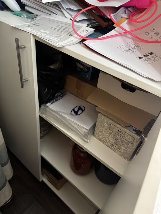 Книжный шкаф белый