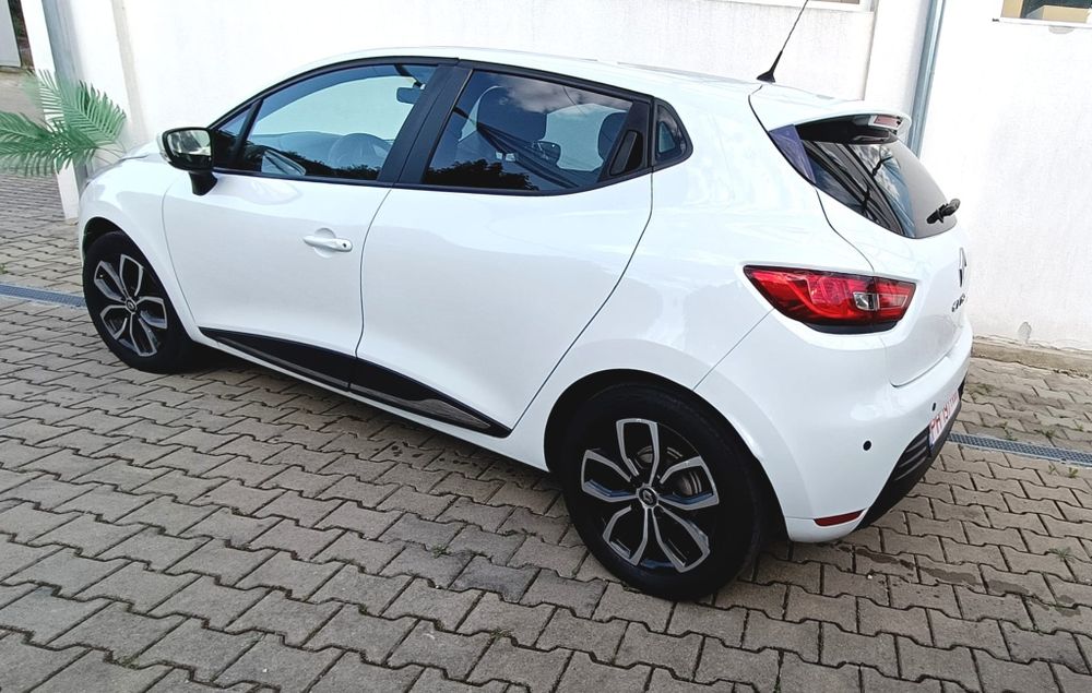 Renault Clio 4 An/Model 2017 0.9 Tce Euro 6 Led/ Navi/ Bass Reflex /Senzori /Rate /Garantie