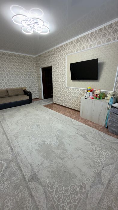 Продам 2х квартиру в Аэропорту