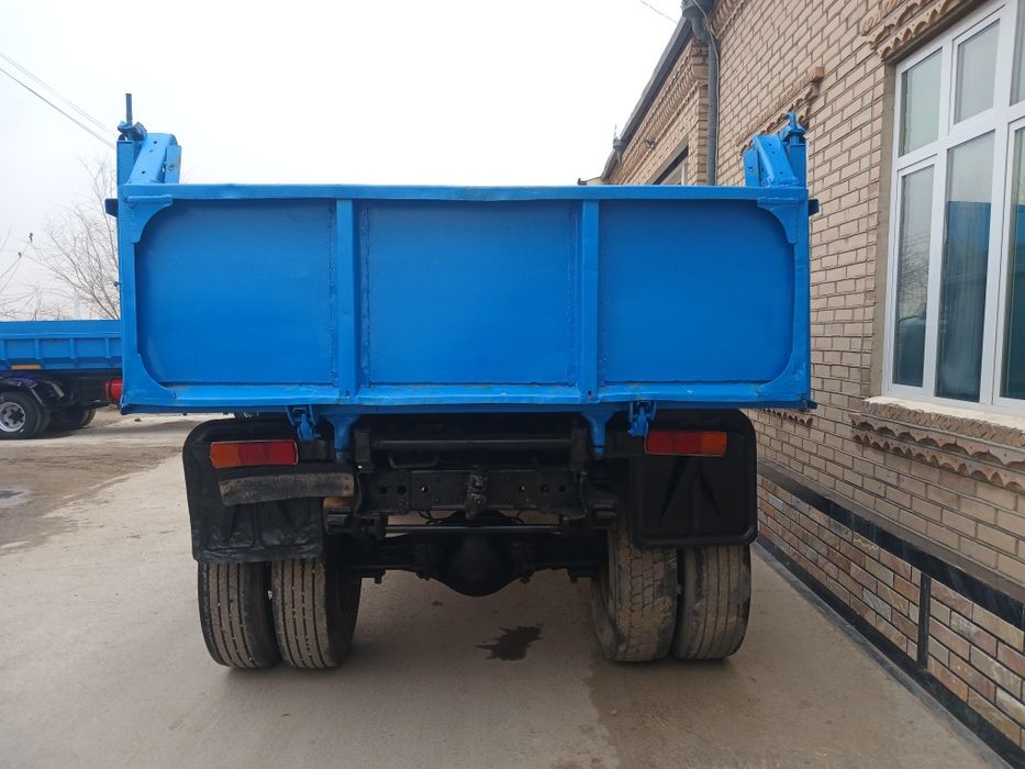 Зил 130 сотилади