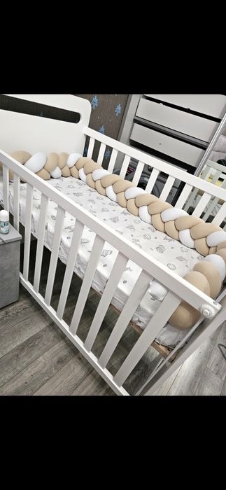 Продам кровать,матрас и комод с ванной