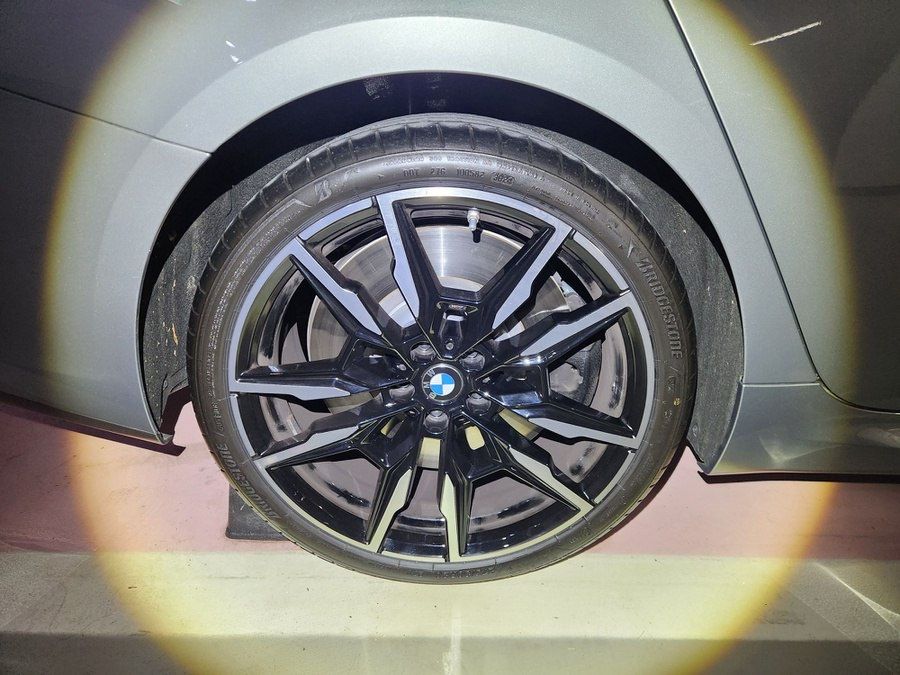 Bmw m850i 2025 yil holati yengi eng full