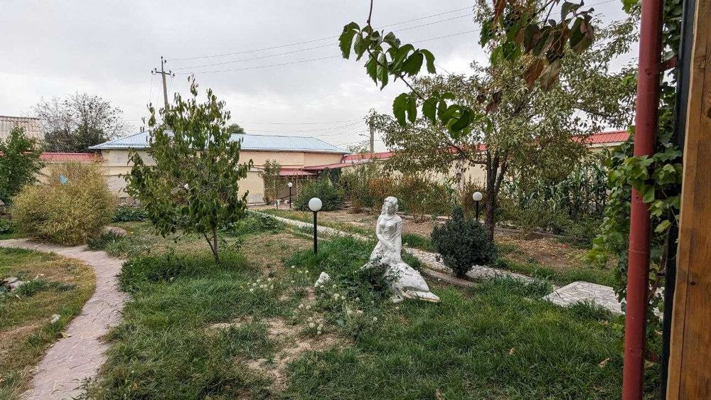 16 соток напротив парка Янги Узбекистон