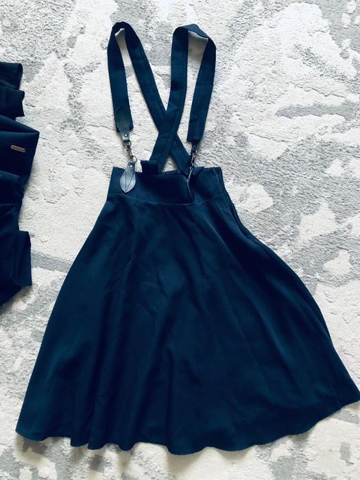 Продаю б/у школьные вещи для девочек