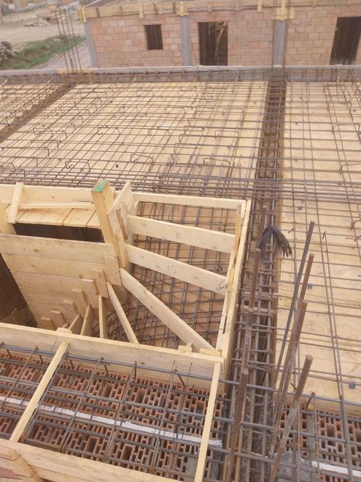 Construcții și renovări complete