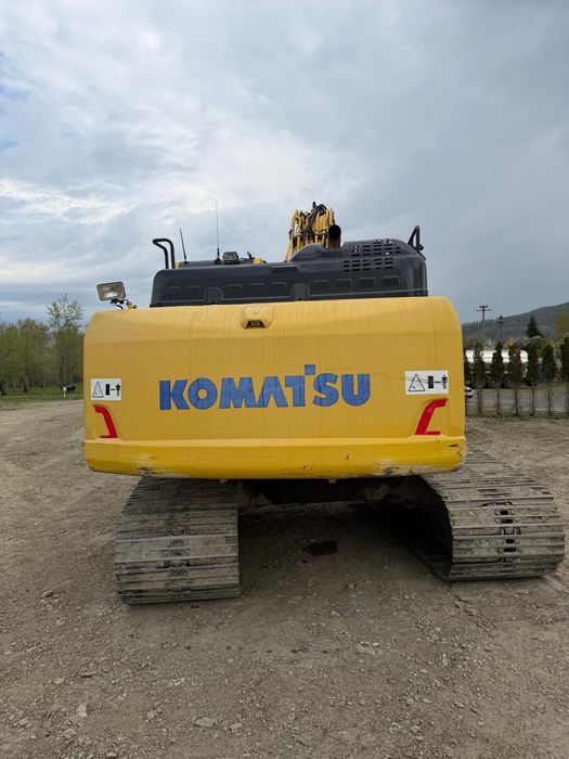 De vânzare Komatsu PC240-LC