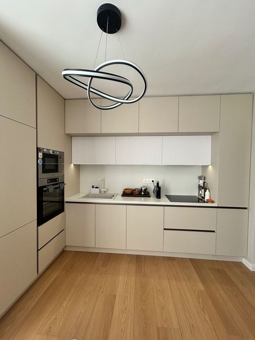 Продава се Тристаен апартамент в Пловдив, Остромила - 100 кв.м за 1199 €/кв.м - Снимка #5