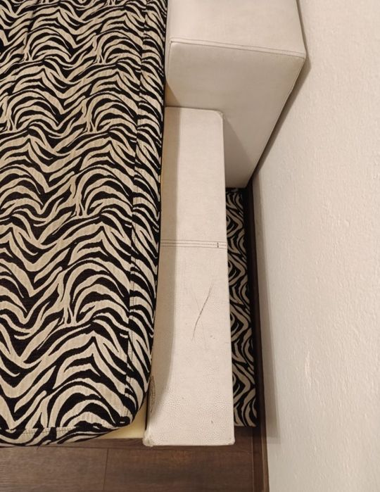 Диван с лежанка - холова гарнитура