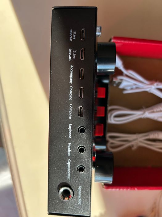 Аудио миксер с блутут и Микрофон безжичен!