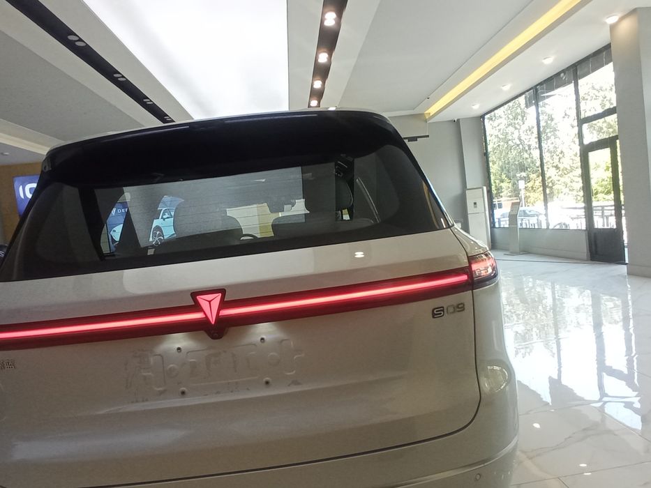 Changan Deepal S09 ofitsialniy avtosalondan 3yillik kafolat bilan