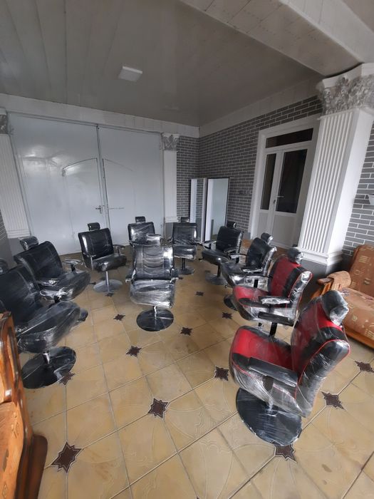 Sartarosh kreslo sotiladi