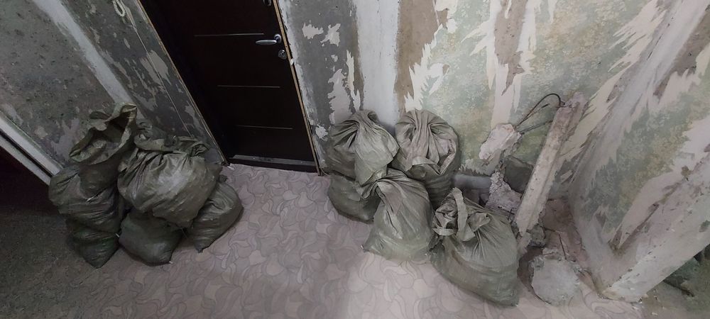 Строительный мусор отдам