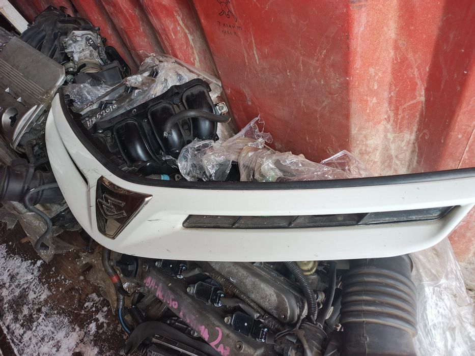 Решётка радиатора Эстима Эстима