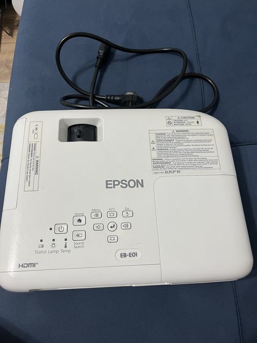 Проектор Epson EB-E01