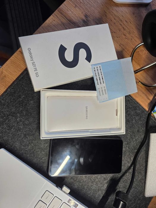Продам Samsung Galaxy S21 FE 5G