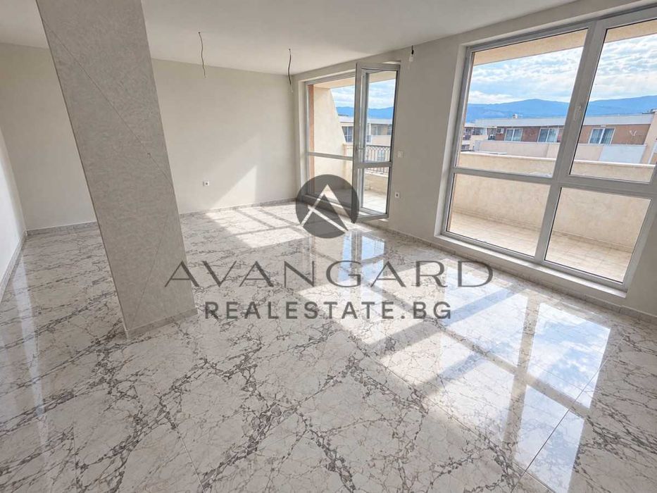 Продава се Тристаен апартамент в Пловдив, Остромила - 114 кв.м за 1272 €/кв.м - Снимка #2