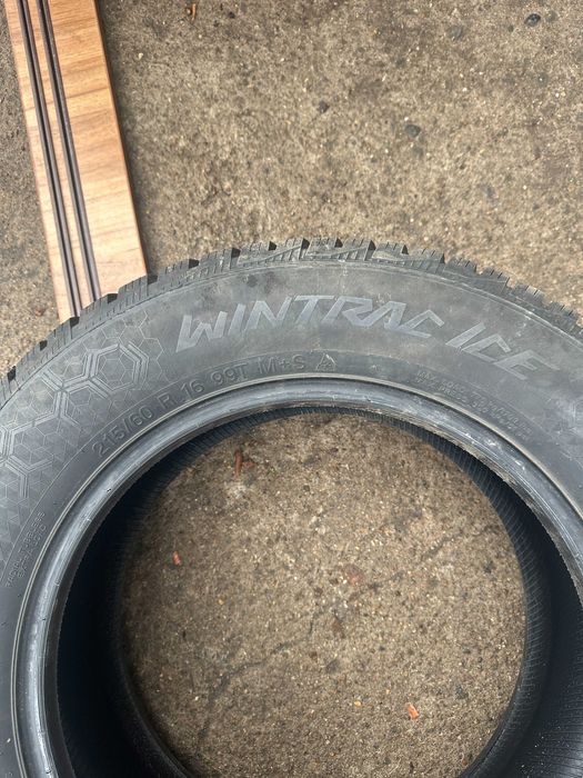 4бр. зимни гуми 215/60/16 Vredestein Wintrac Ice