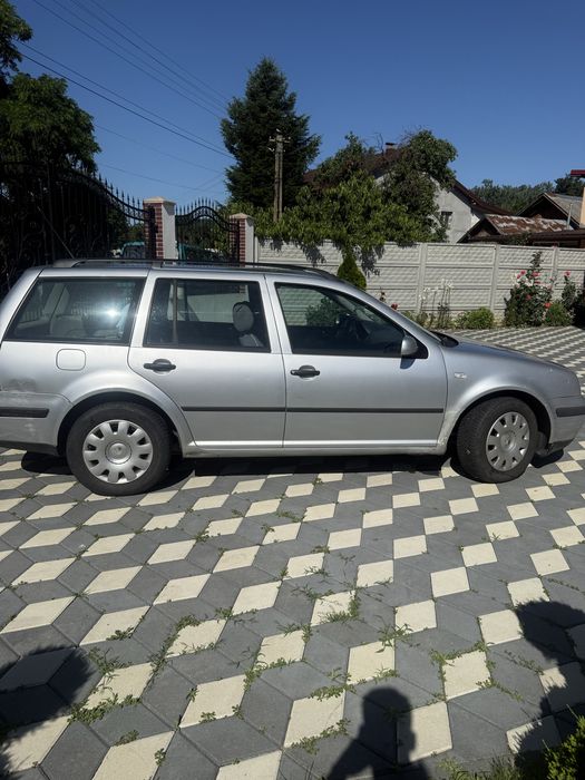 Volkswagen golf 1.6 benzina/gpl