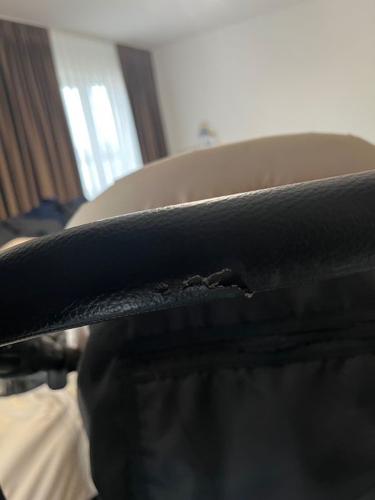 Vând cărucior 3 în 1 boston