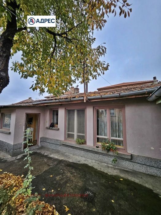 Продава се Етаж от къща в Плевен, Сторгозия - 80 кв.м за 1750 €/кв.м - Снимка #2