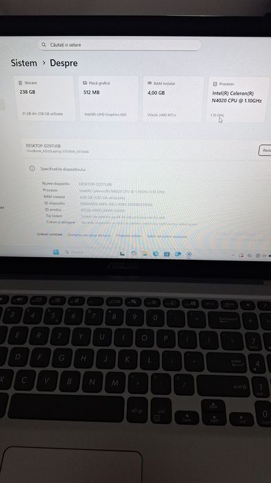 Leptop  asus  folosit putin