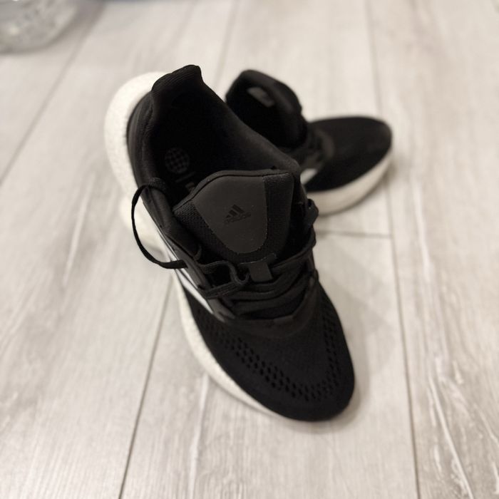 Продам кросовки Адидас, оригинал.