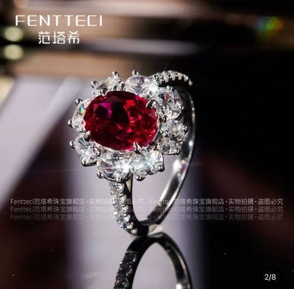 Красивое кольцо серебро с красным алмазом