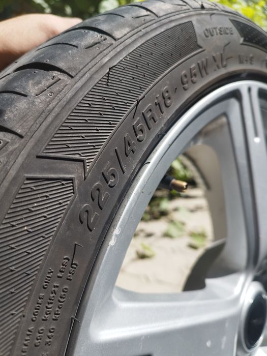 Продам диски с летней резиной