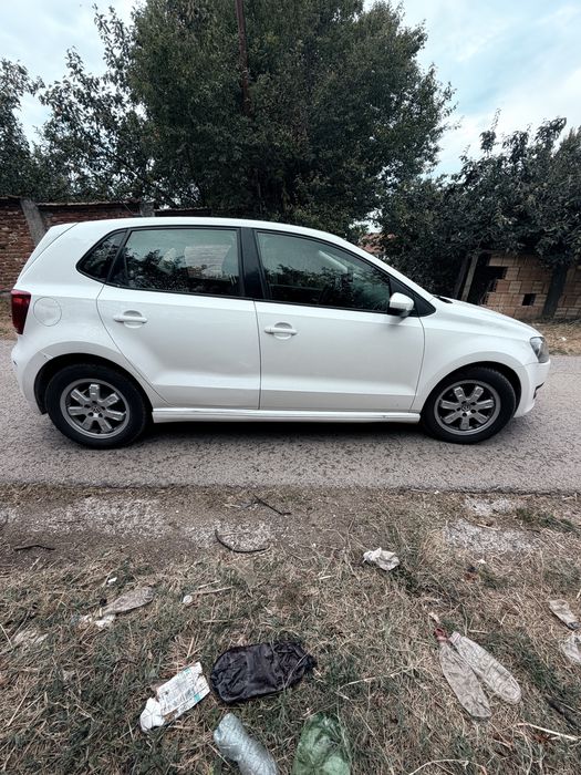 Продава се Volkswagen поло 1.2 2012 година 75кс