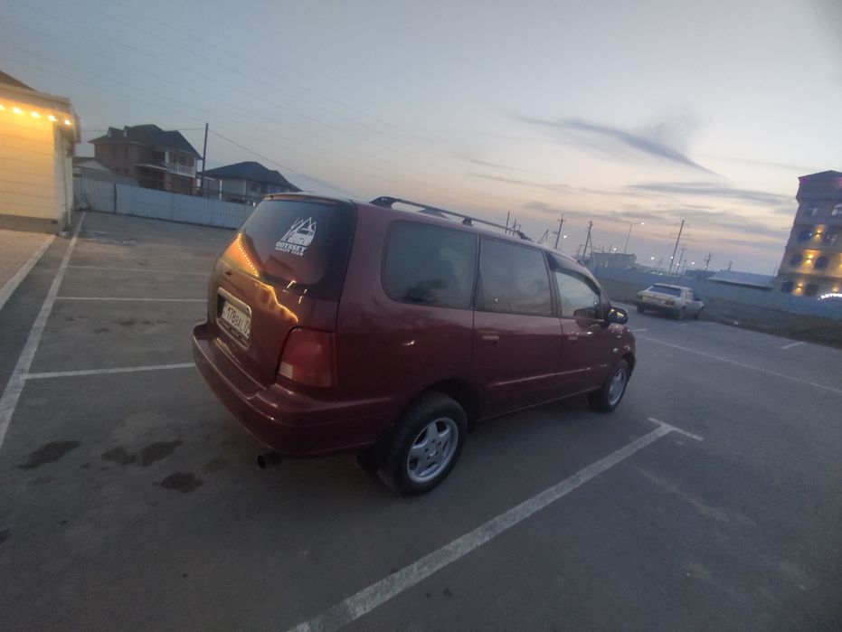 Хонда одессей 1поколение