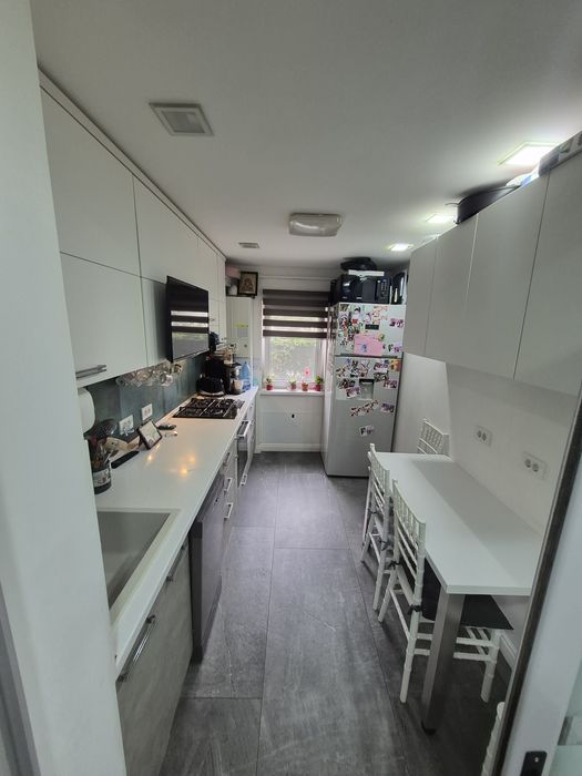 Apartament 3 camere str industriei