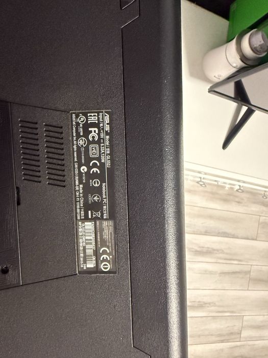 Vand laptop asus gaming