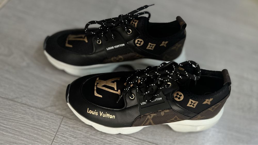 Стильные кроссовки Louis Vuitton