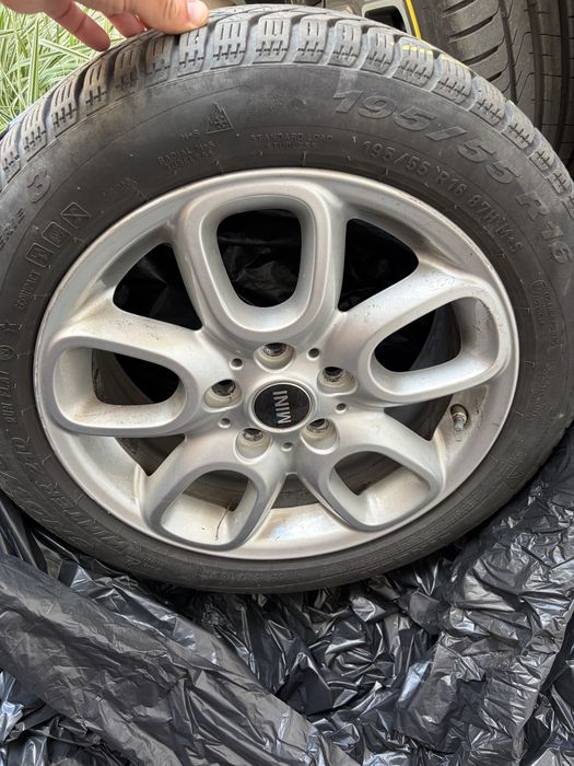 Jante Mini 16 cu anvelope Pirelli iarna