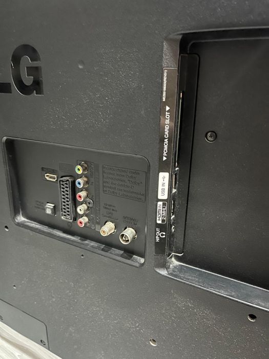 Продам 3D тв LG в хорошем состоянии.